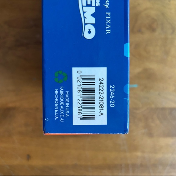 Finding Nemo Puzzle - Blue and Orange - Picture 7 of 7